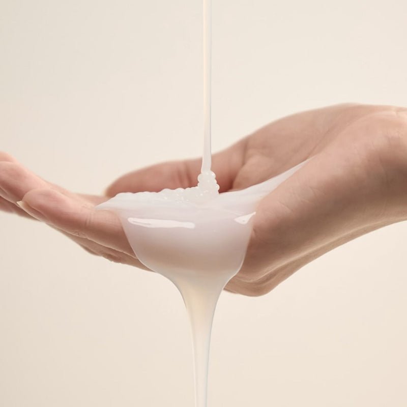 Rich Soymilk Creamy Body Wash (500ml) - Image 2